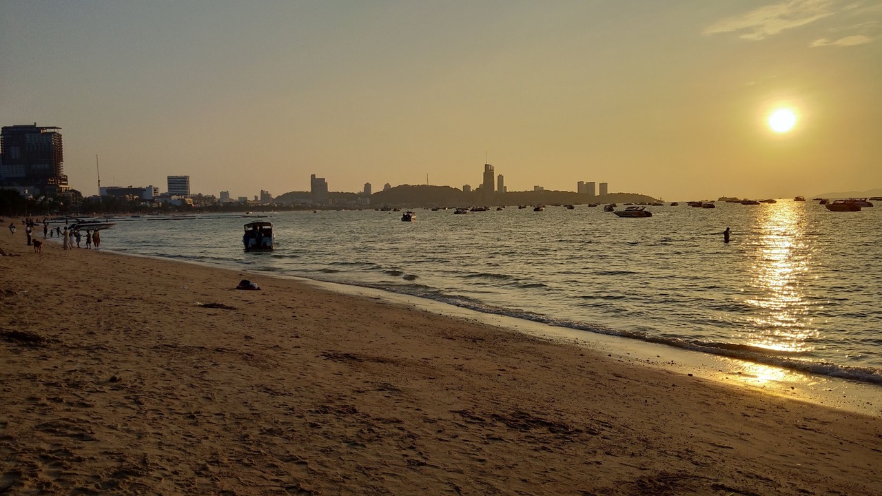 Photo of Others in Pattaya Bay