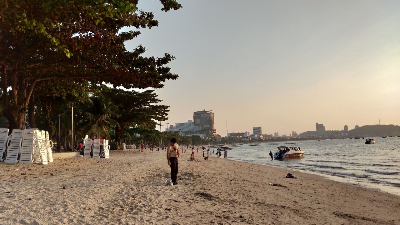 Photo of Others in Pattaya Bay