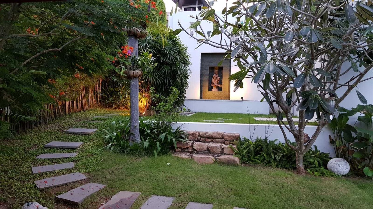 Photo of Outdoor in Moo 5