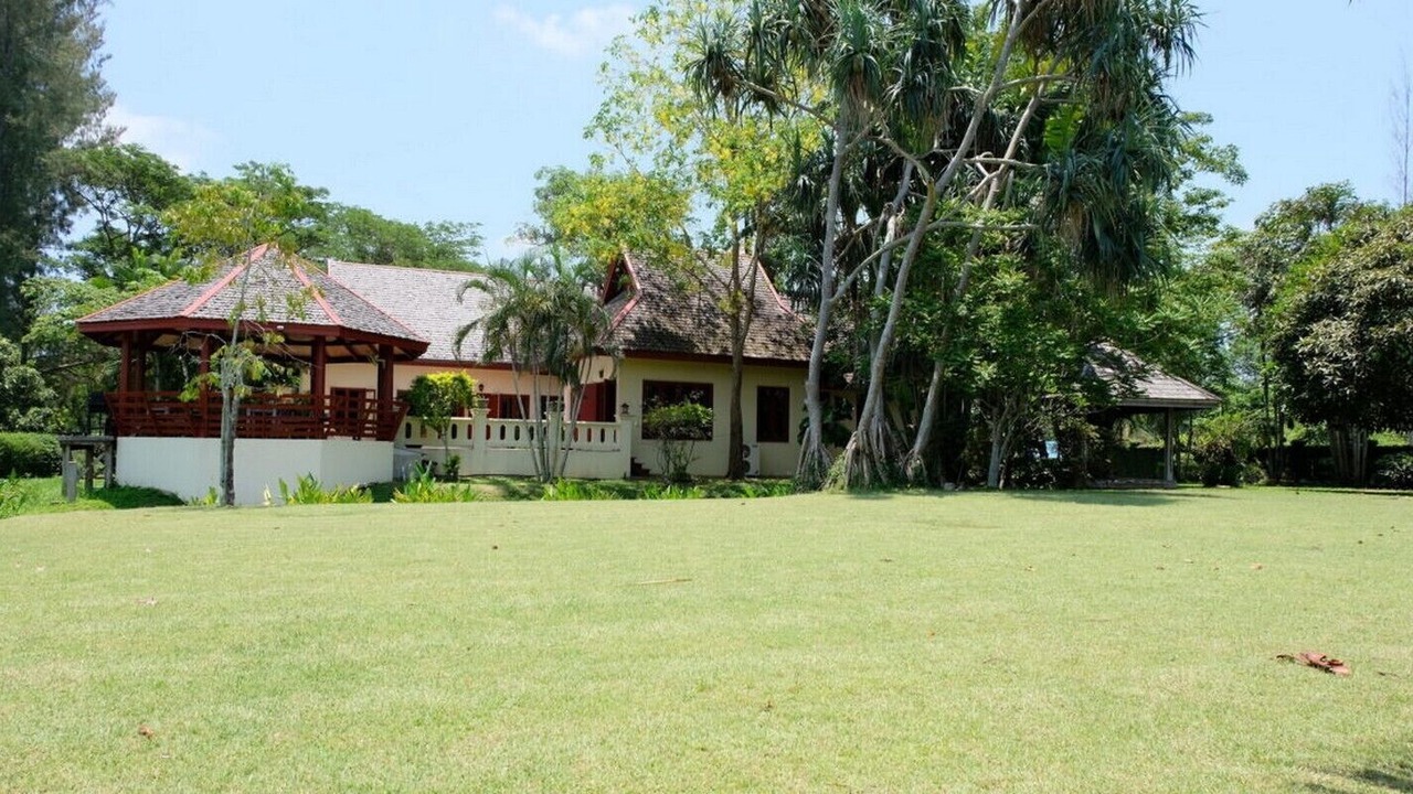 Photo of Outdoor in Saraphi