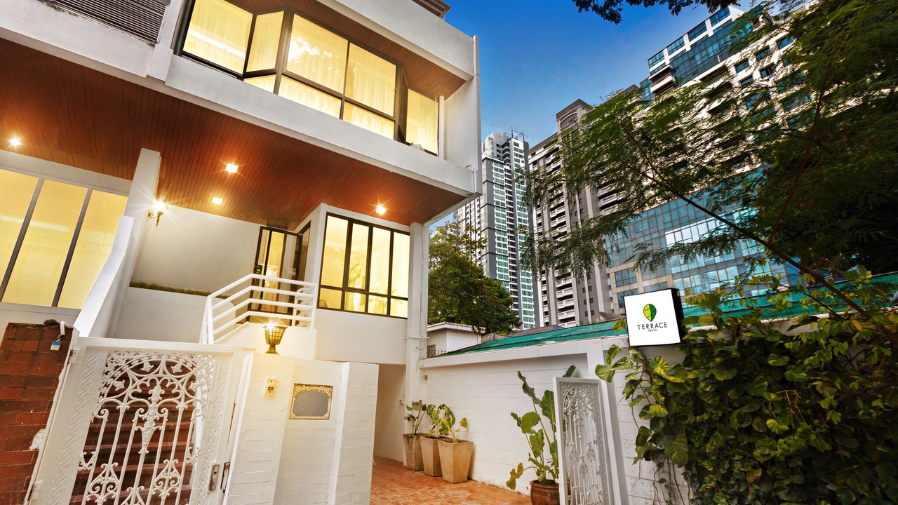 Photo of Outdoor in Khlong Tan Nuea
