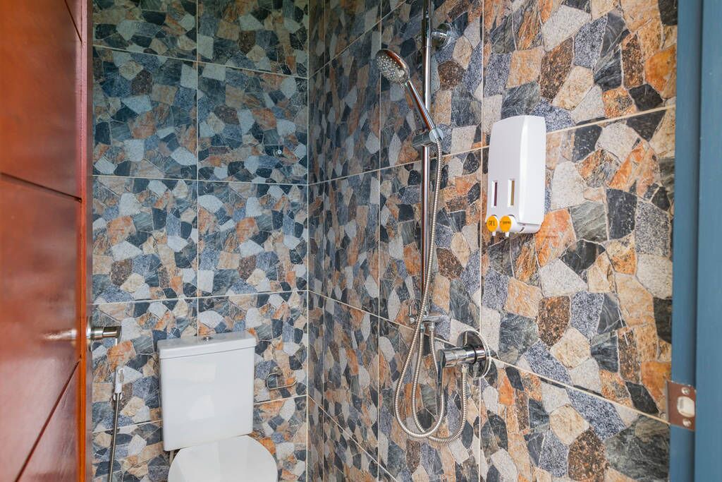 Photo of Bathroom in Saphan Sung