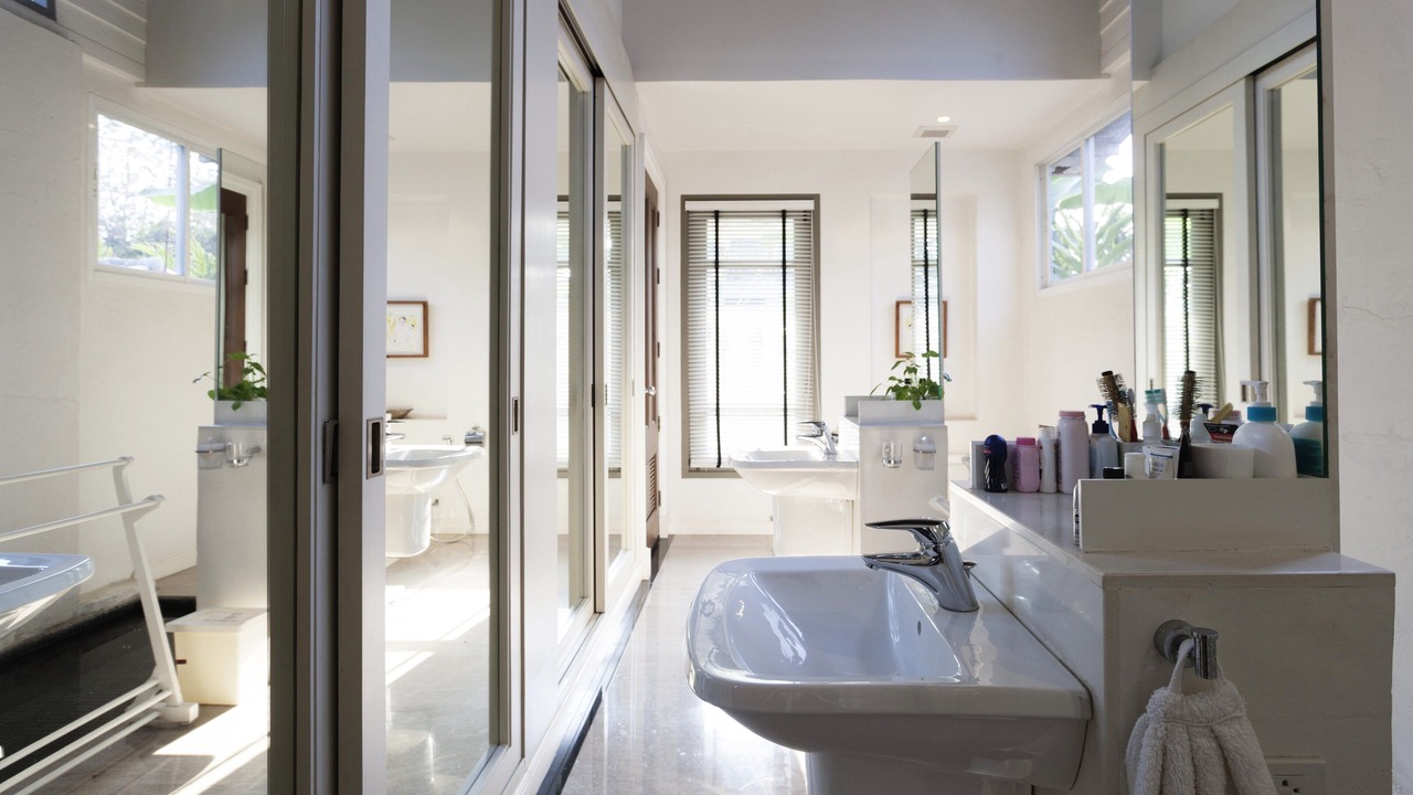 Photo of Bathroom in Pa Tan