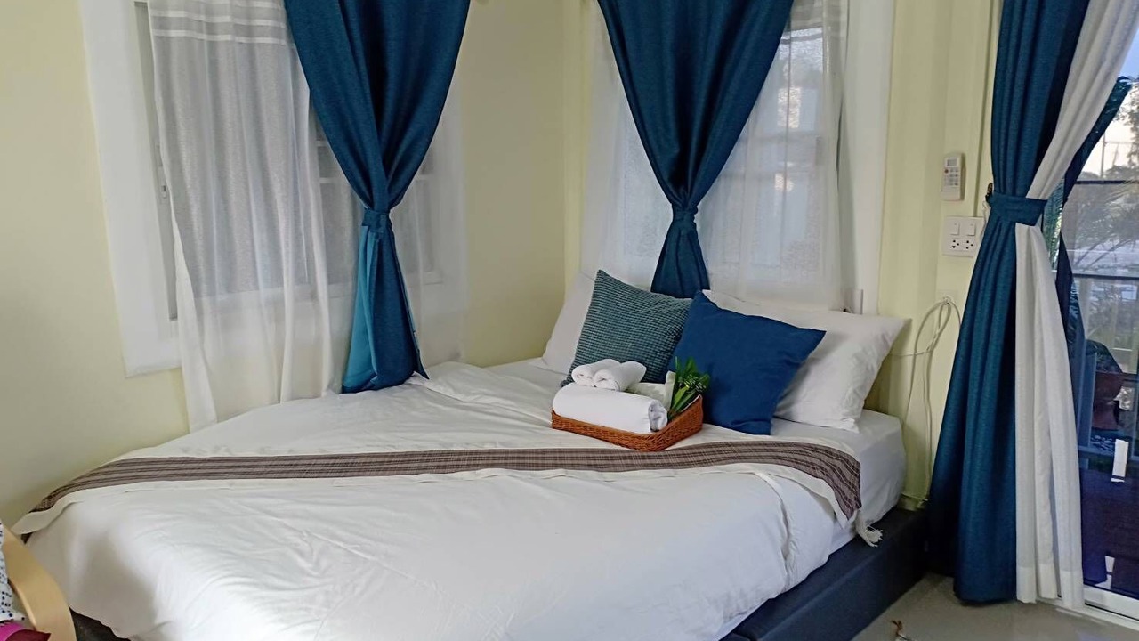 Photo of Bedroom in Bang Chalong