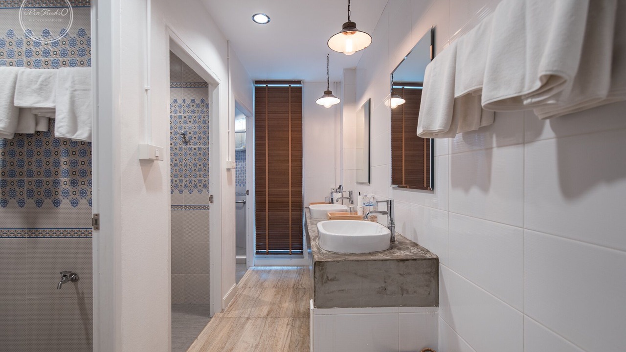 Photo of Bathroom in Khlong Toei