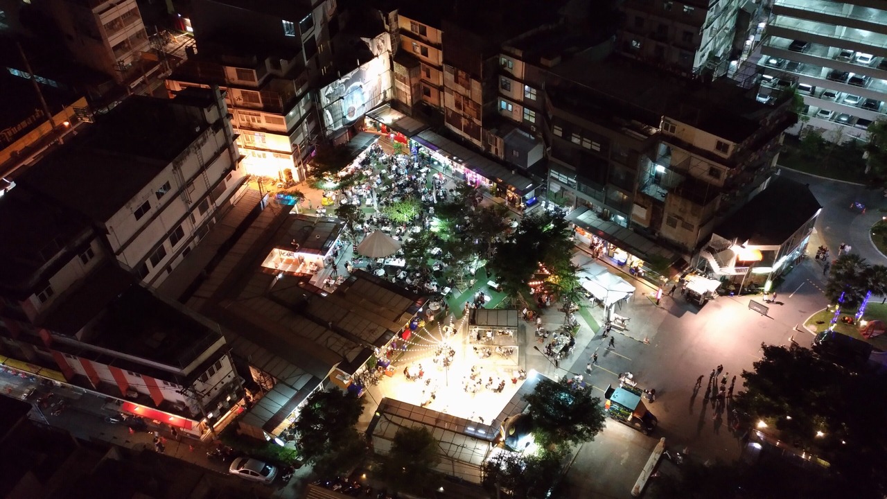 Photo of Outdoor in Phra Khanong Nuea