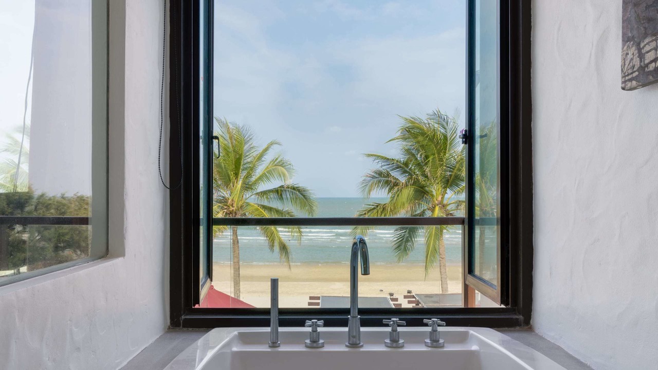 Photo of Bathroom in Pak Nam Pran