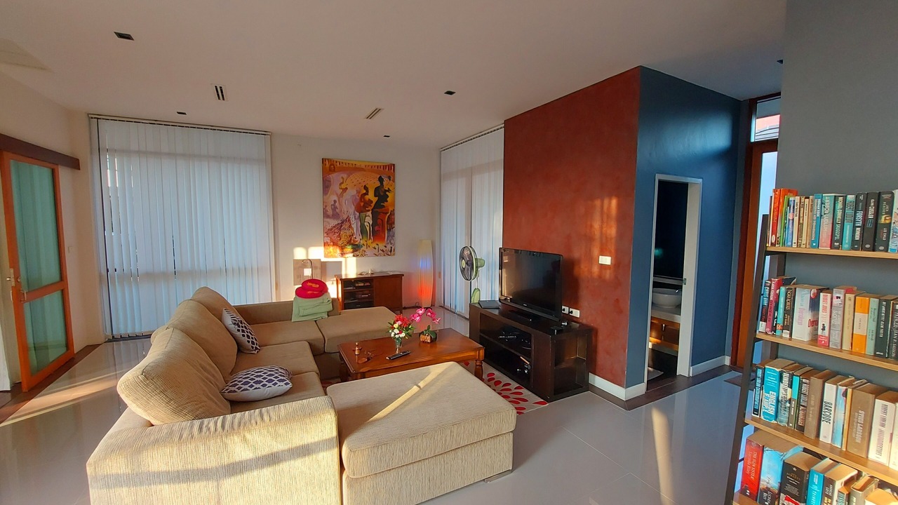 Photo of Livingroom in Sam Roi Yot