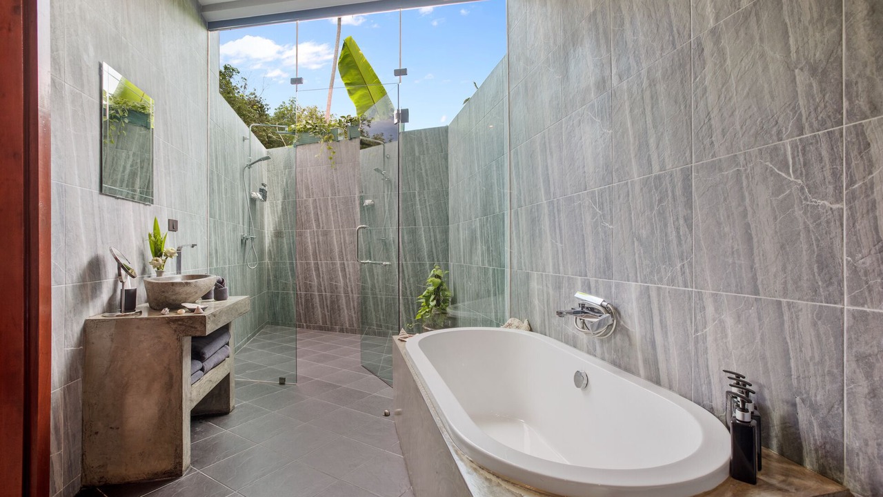 Photo of Bathroom in Thong Krut