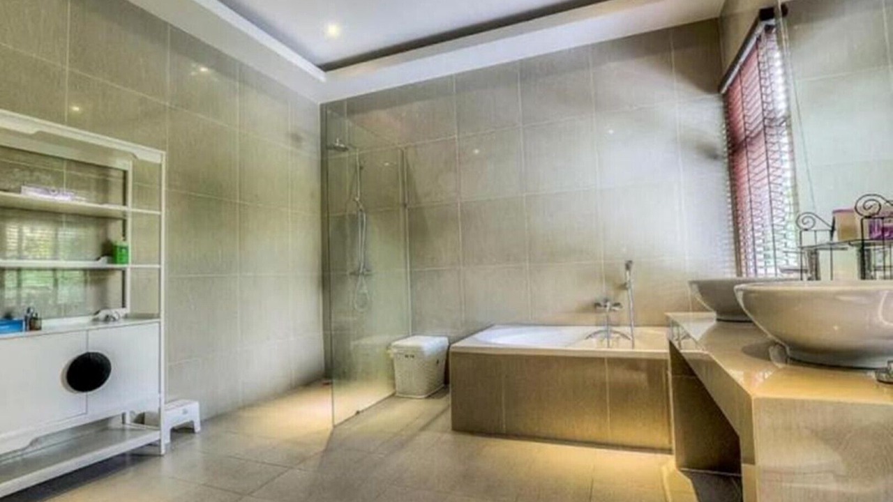Photo of Bathroom in Ban Saiyuan