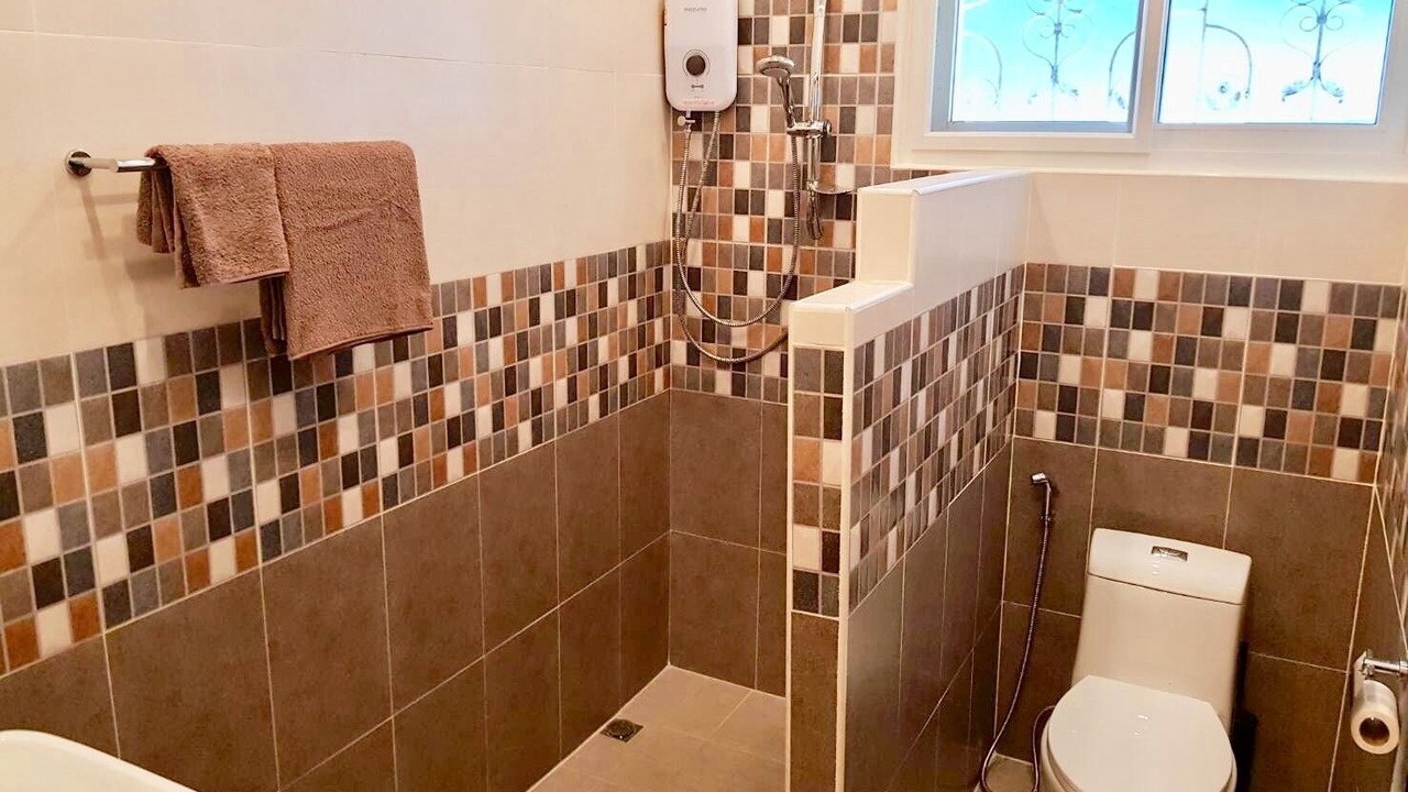 Photo of Bathroom in Bang Sare