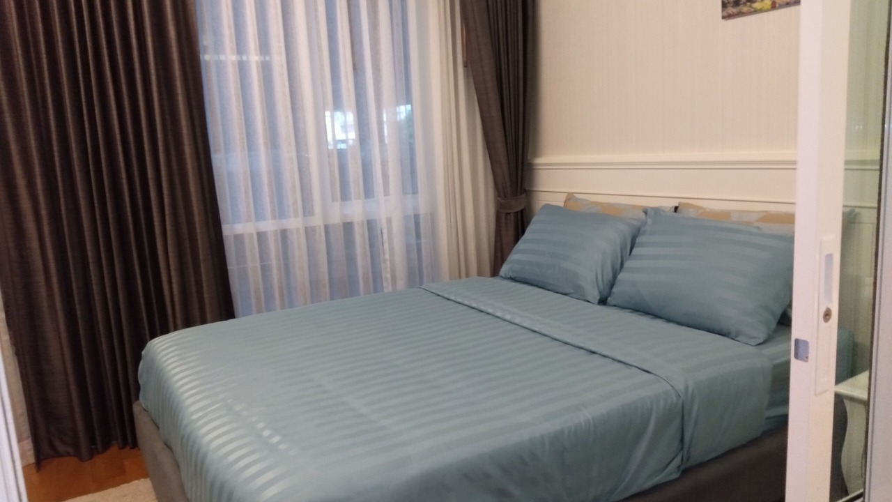 Photo of Bedroom in Khlong Toei Nuea