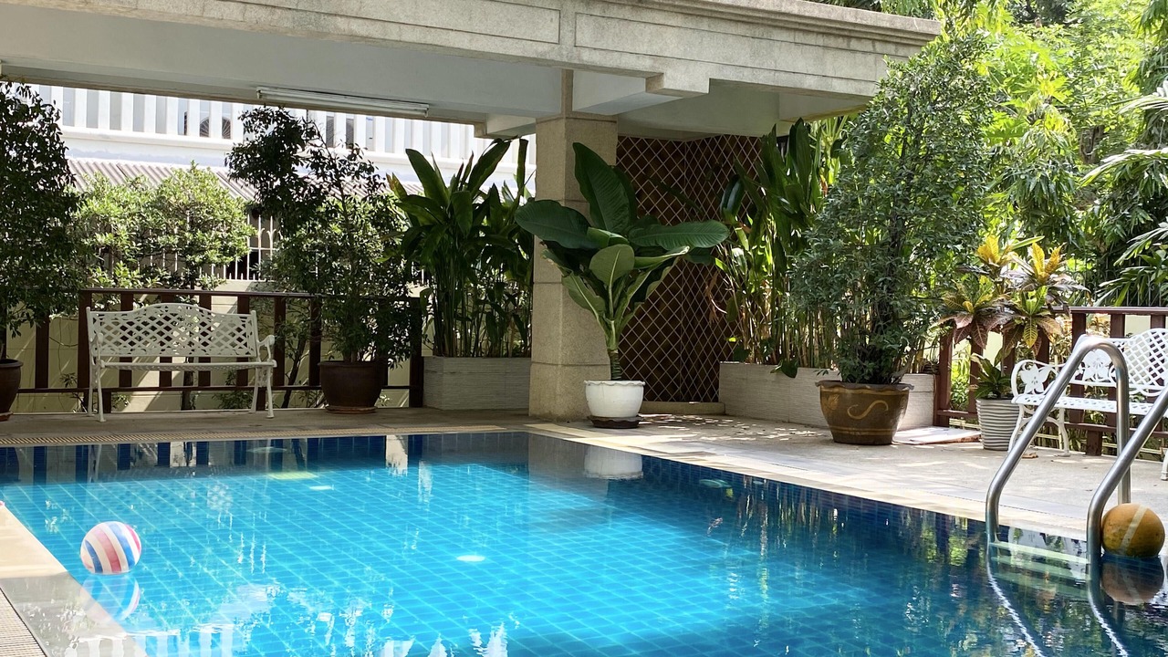 Photo of Outdoor in Bangkok Central Business District