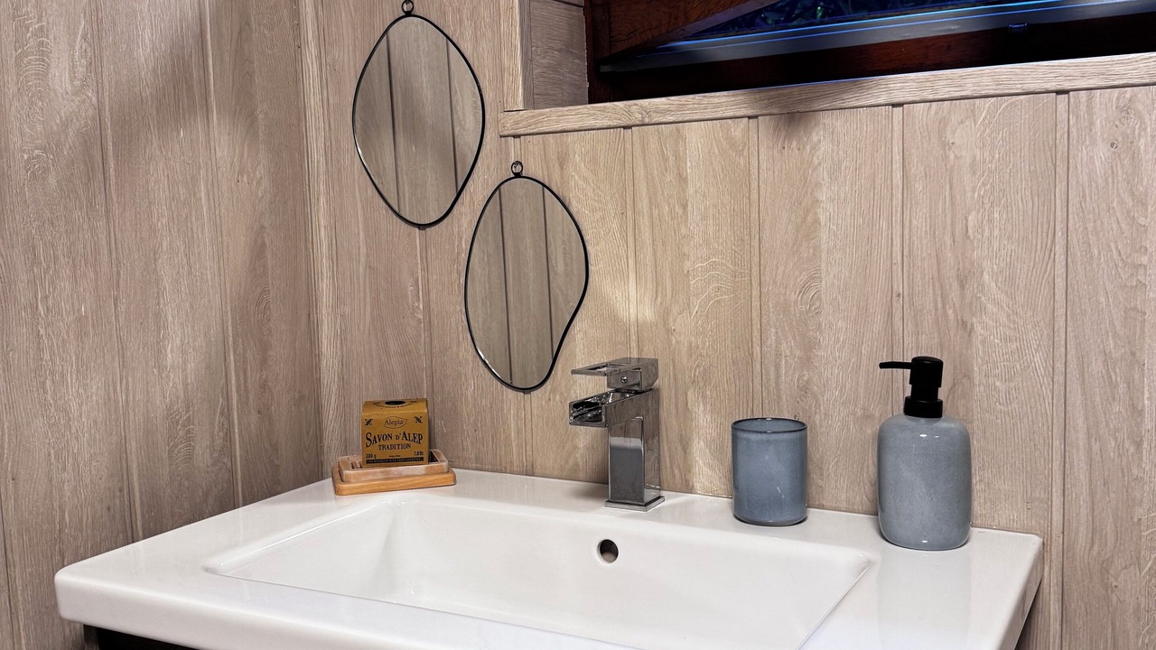 Photo of Bathroom in Etzling