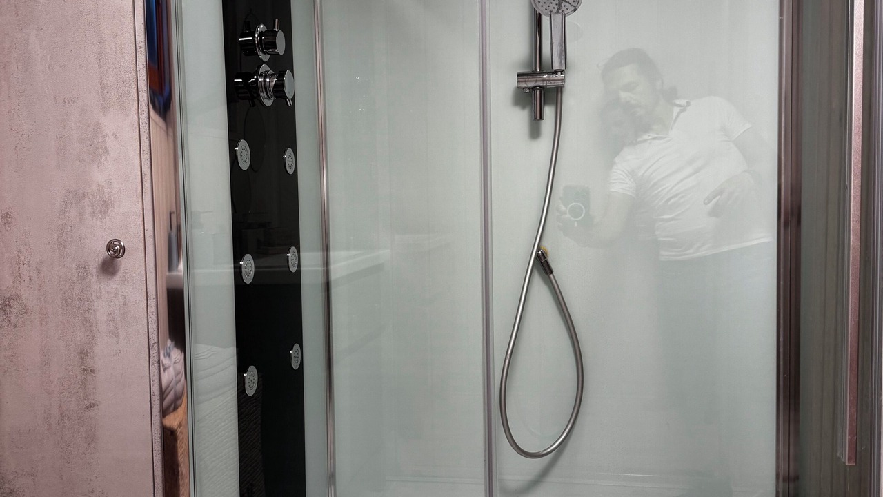 Photo of Bathroom in Etzling