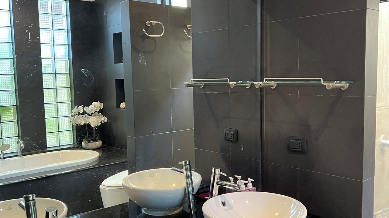 Photo of Bathroom in Cherngtalay