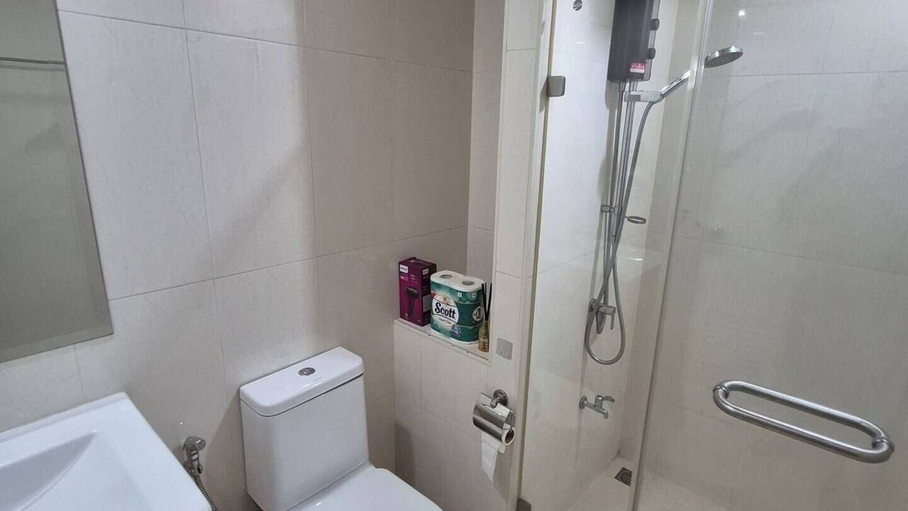 Photo of Bathroom in Khlong Toei
