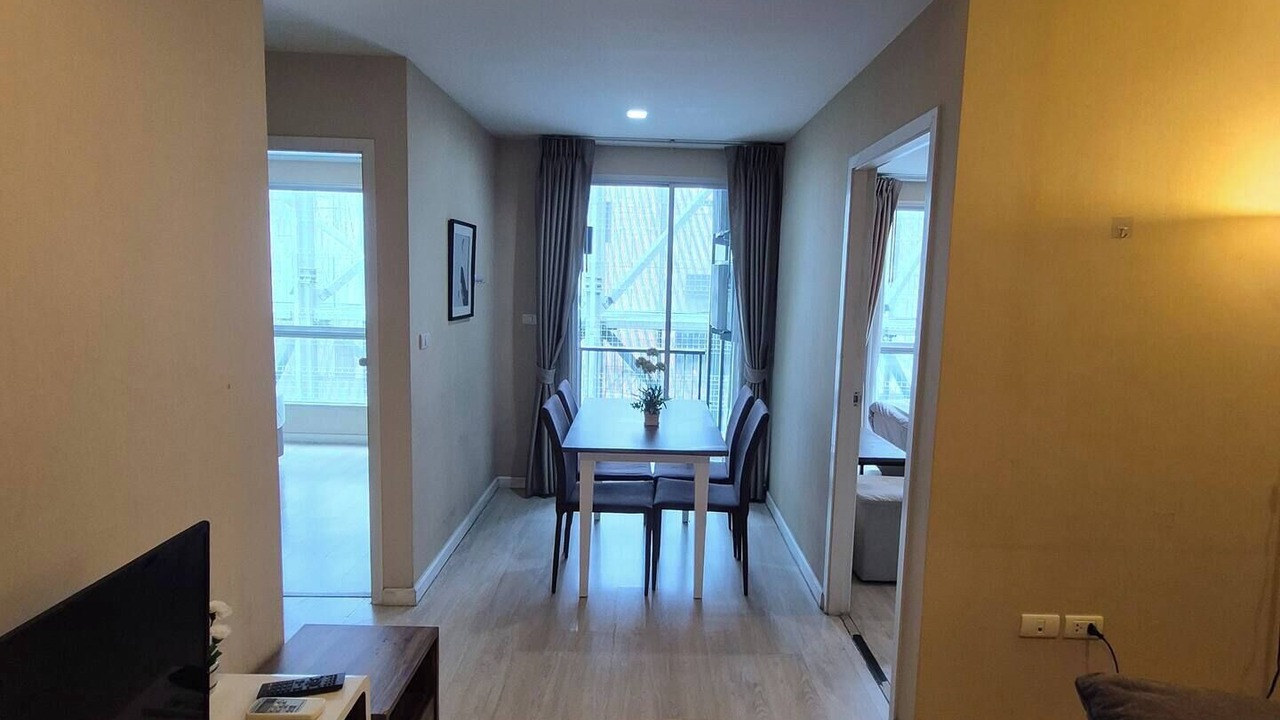 Photo of Livingroom in Khlong Toei