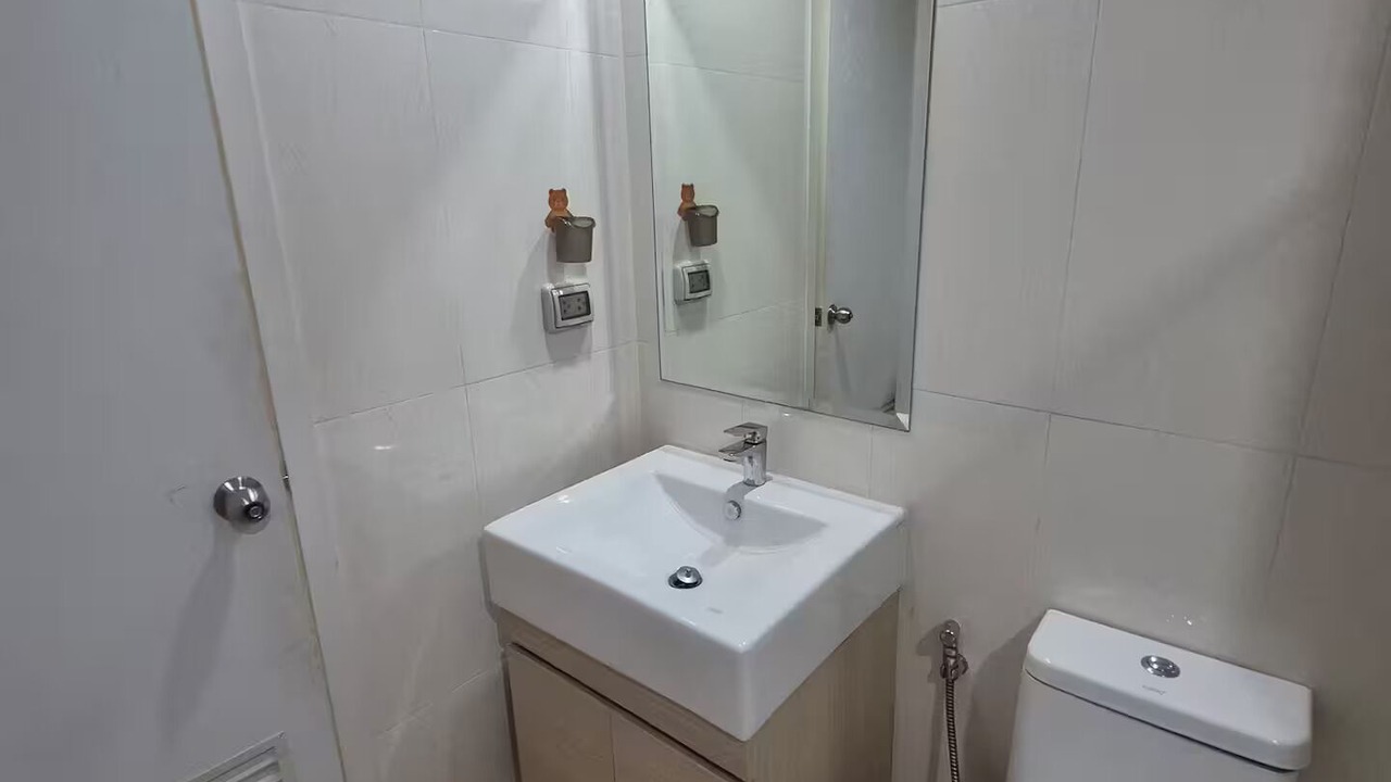 Photo of Bathroom in Khlong Toei