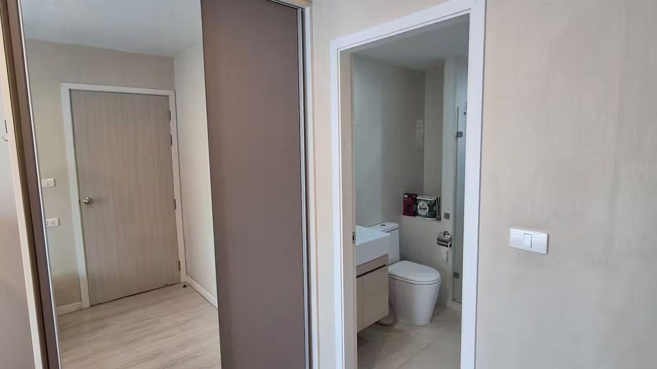 Photo of Bathroom in Khlong Toei