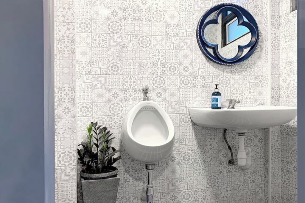 Photo of Bathroom in Ekkamai