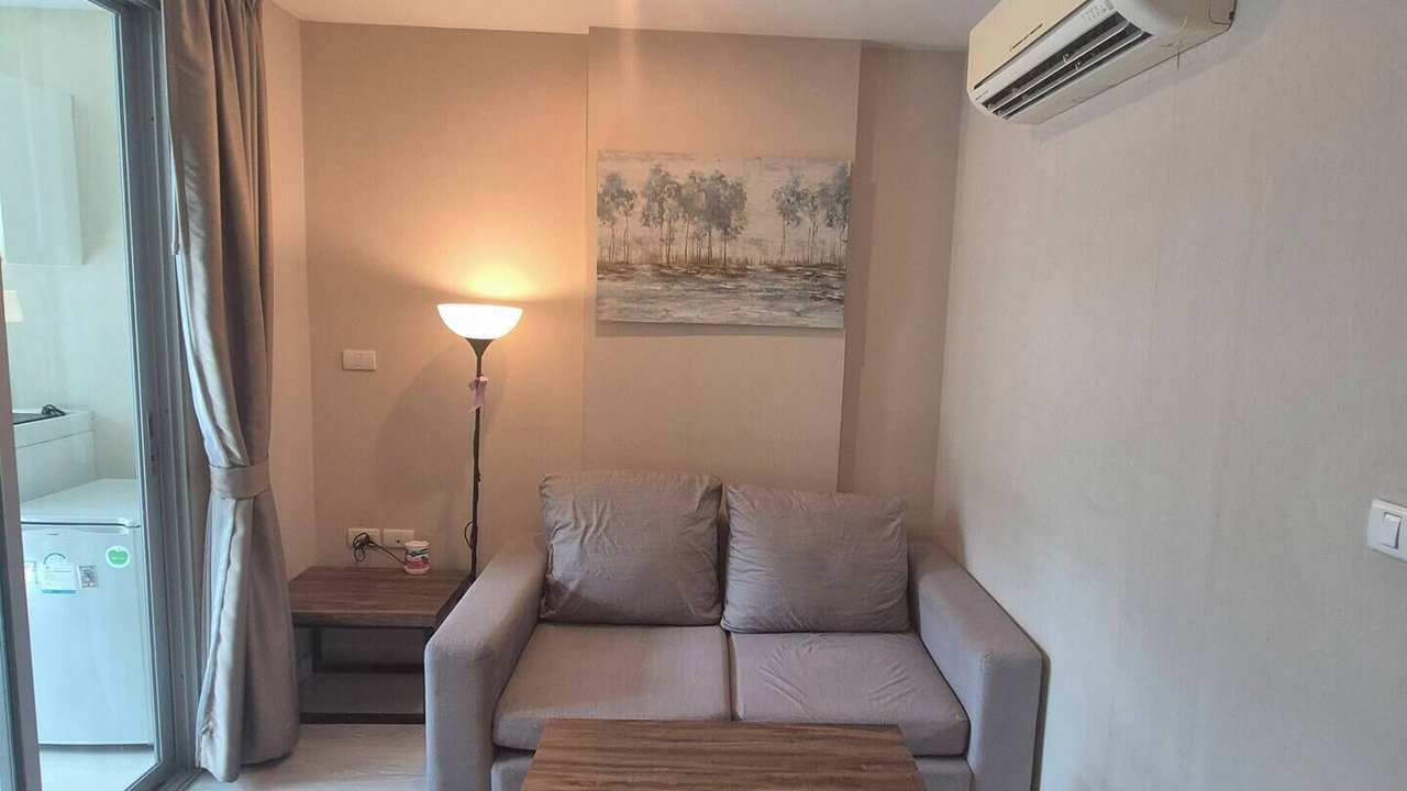 Photo of Livingroom in Thung Maha Mek