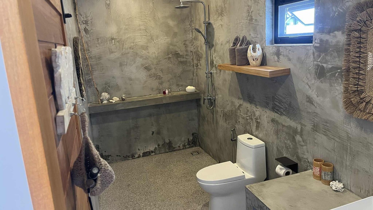 Photo of Bathroom in Hua Thanon