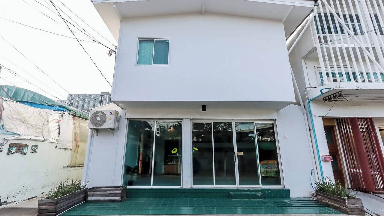Photo of Outdoor in Bang Sue