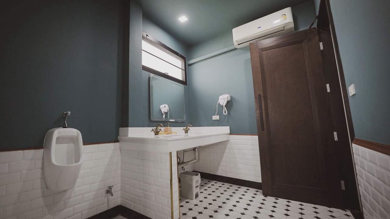 Photo of Bathroom in Yan Nawa