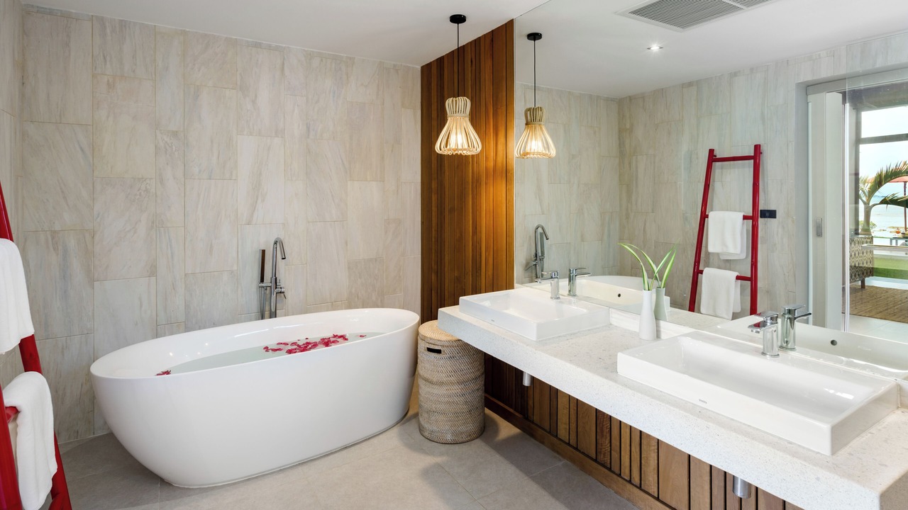 Photo of Bathroom in Laem Set