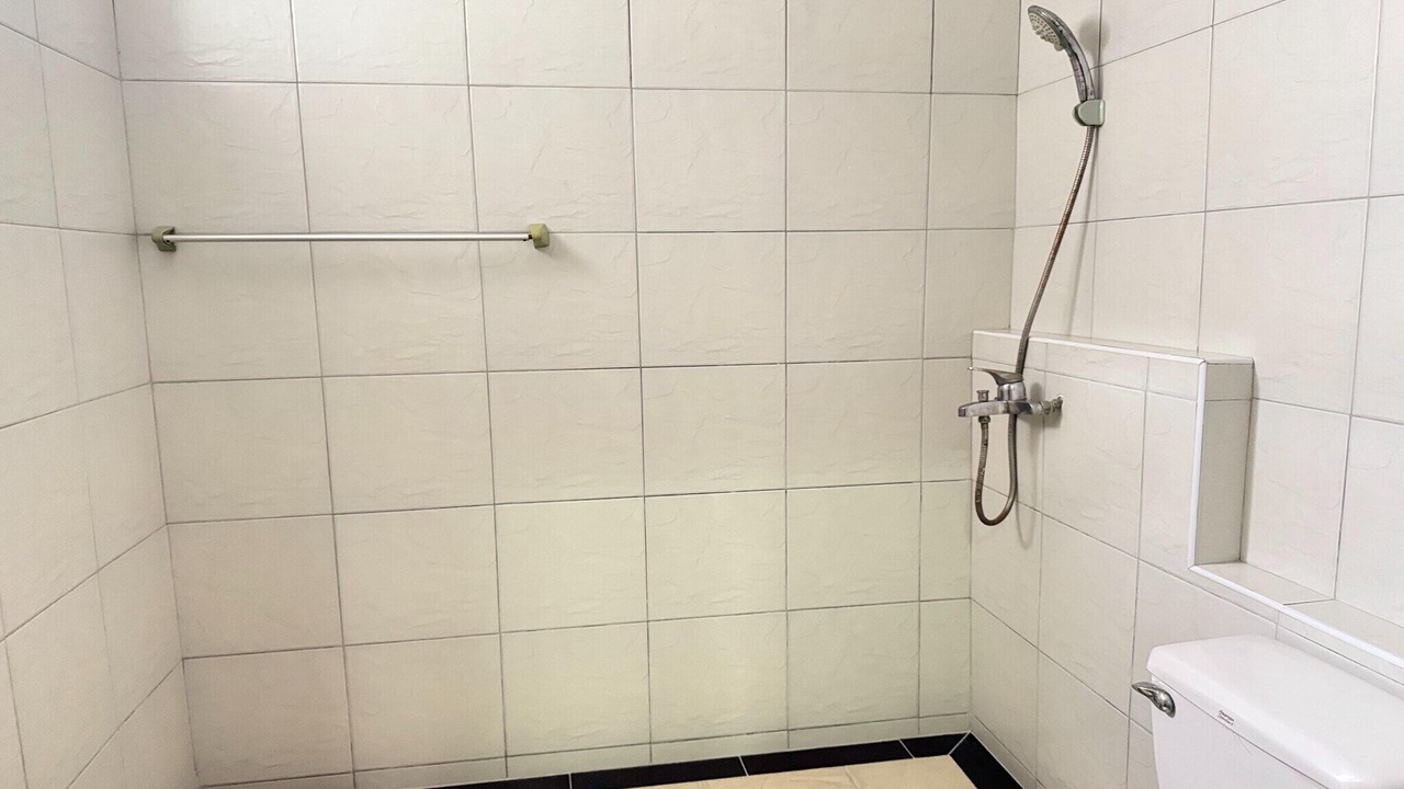 Photo of Bathroom in Old City