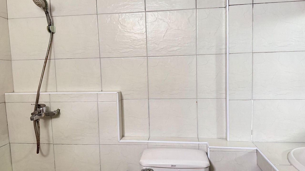 Photo of Bathroom in Old City