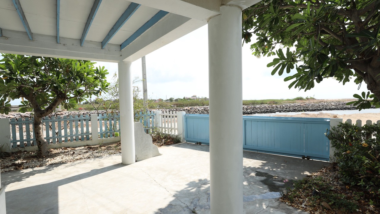 Photo of Outdoor in Laem Phak Bia