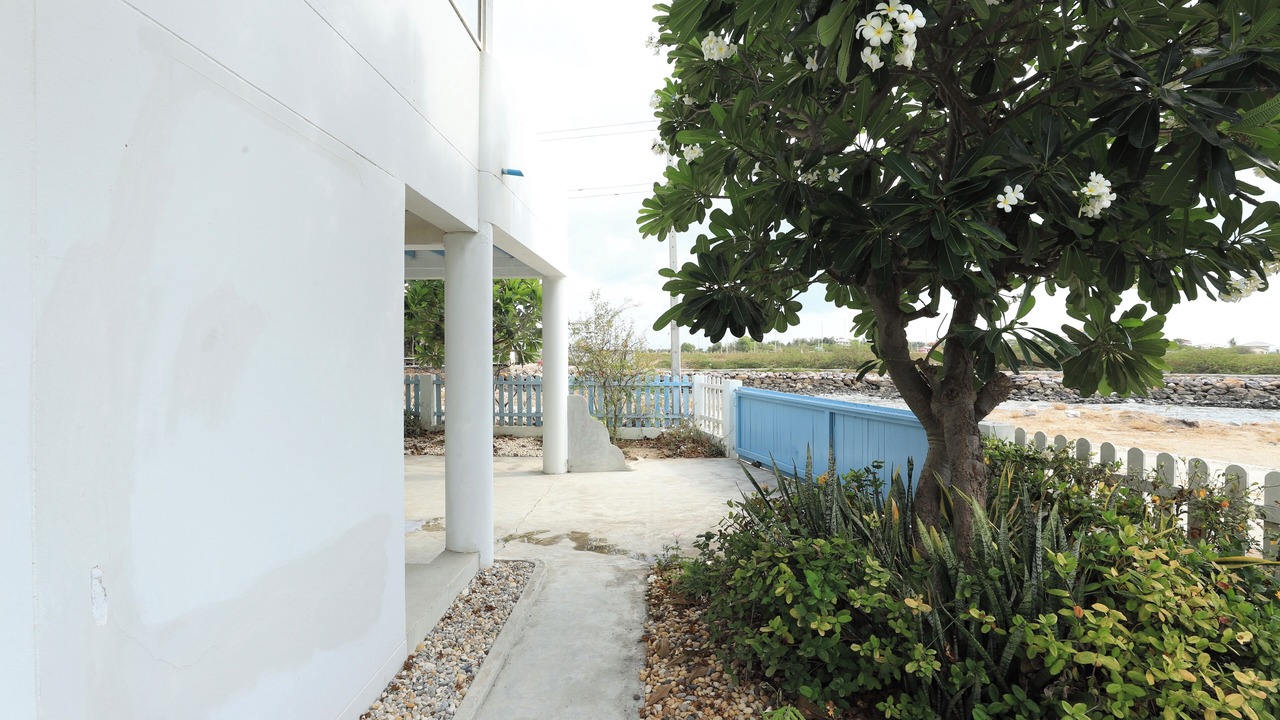 Photo of Outdoor in Laem Phak Bia