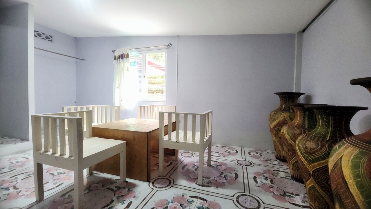 Photo of Livingroom in Khilek