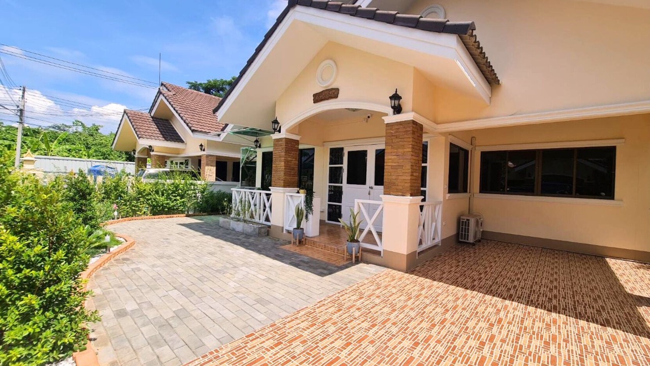 Photo of Outdoor in Saraphi