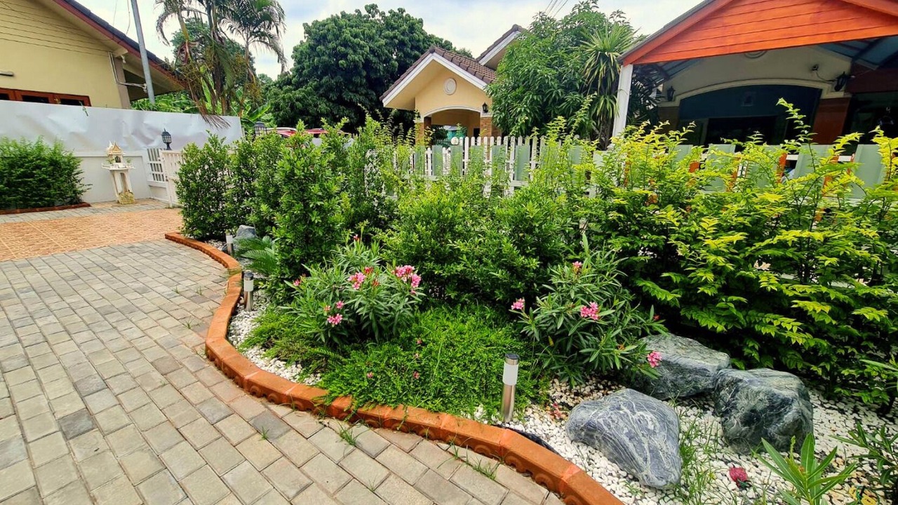 Photo of Outdoor in Saraphi