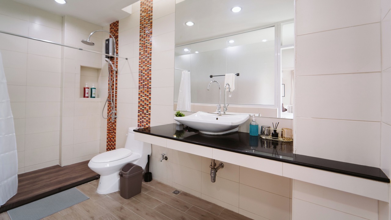 Photo of Bathroom in Phra Khanong Nuea
