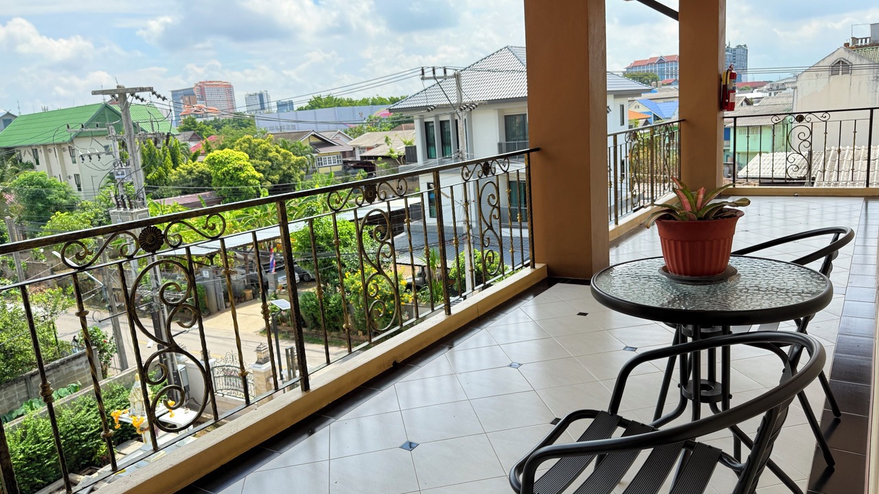 Photo of Patio Balcony in Wua Lai