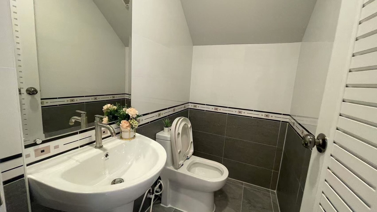 Photo of Bathroom in Huai Yai