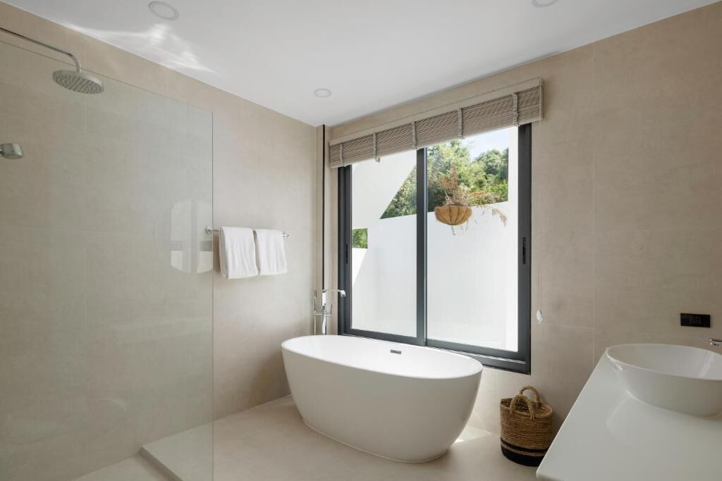 Photo of Bathroom in Maret