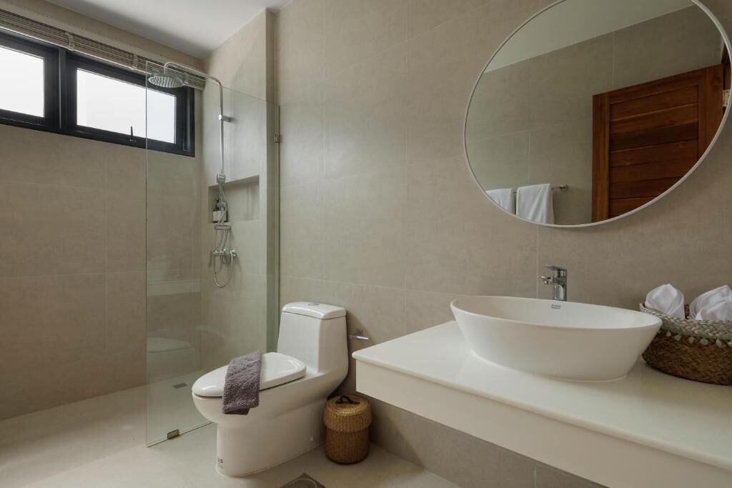 Photo of Bathroom in Maret