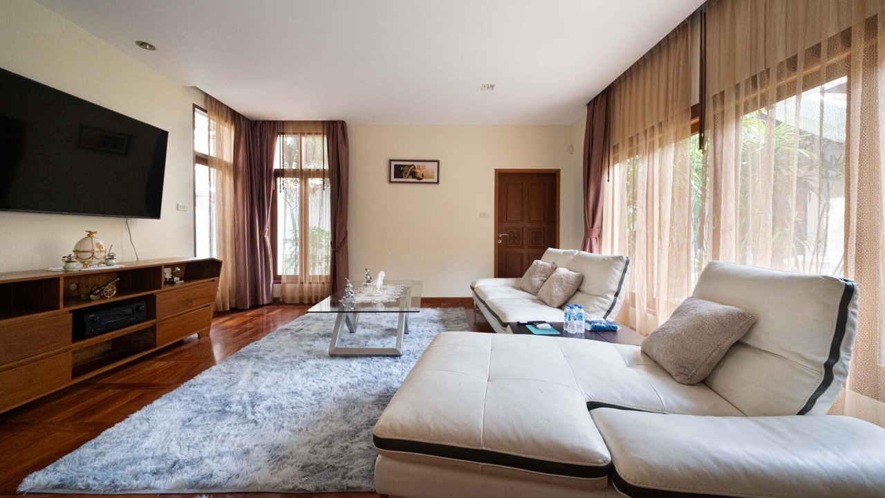 Photo of Livingroom in Bang Sare