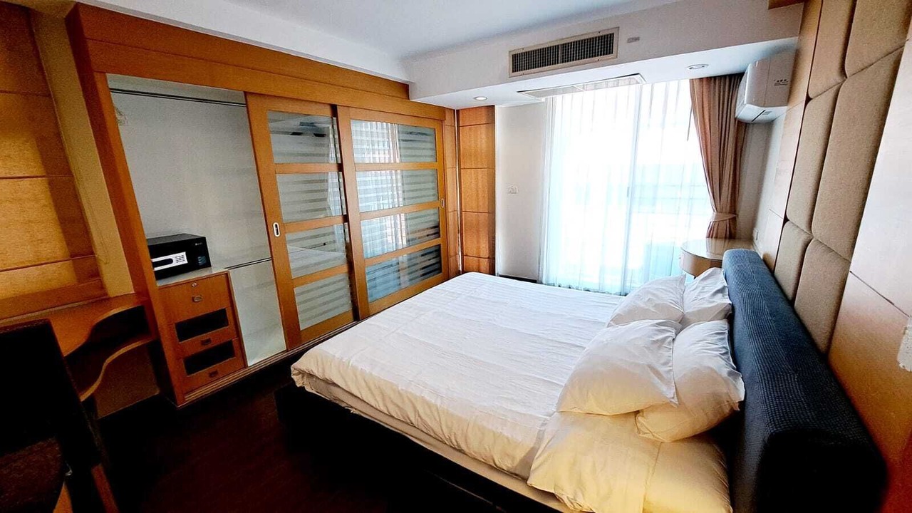 Photo of Bedroom in Khlong Toei Nuea