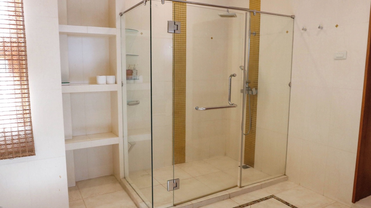 Photo of Bathroom in Central Pattaya