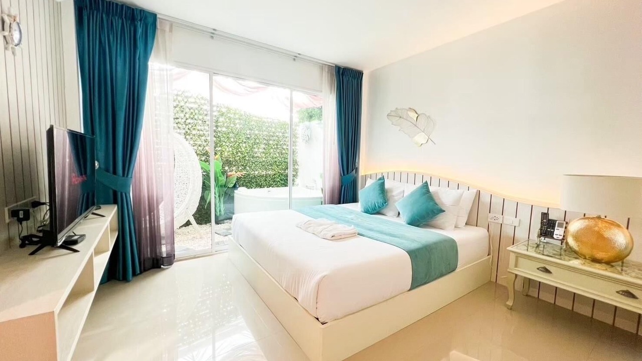 Photo of Bedroom in Koh Lan