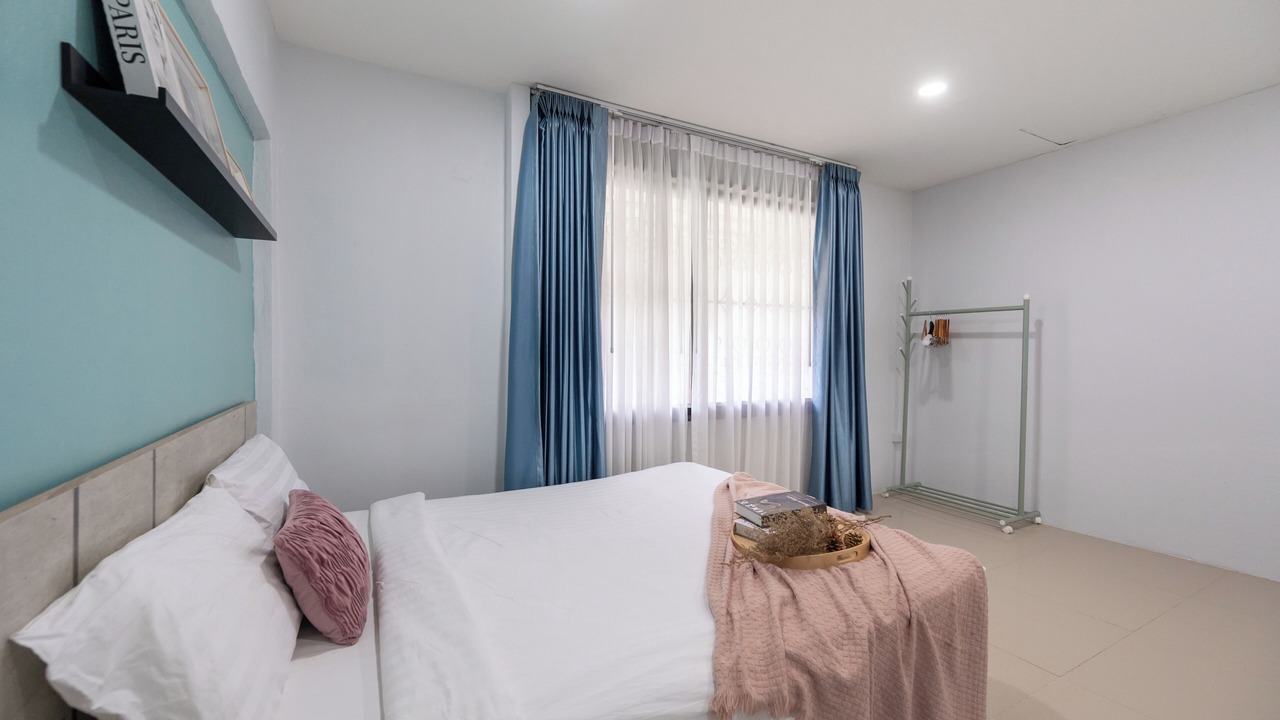 Photo of Bedroom in Chom Phon