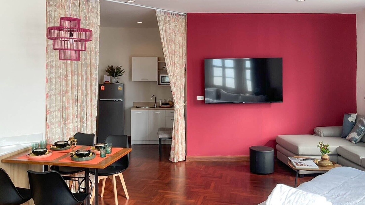 Photo of Livingroom in Pom Prap Sattru Phai