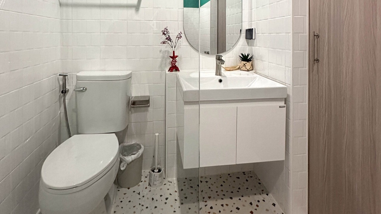 Photo of Bathroom in Pom Prap
