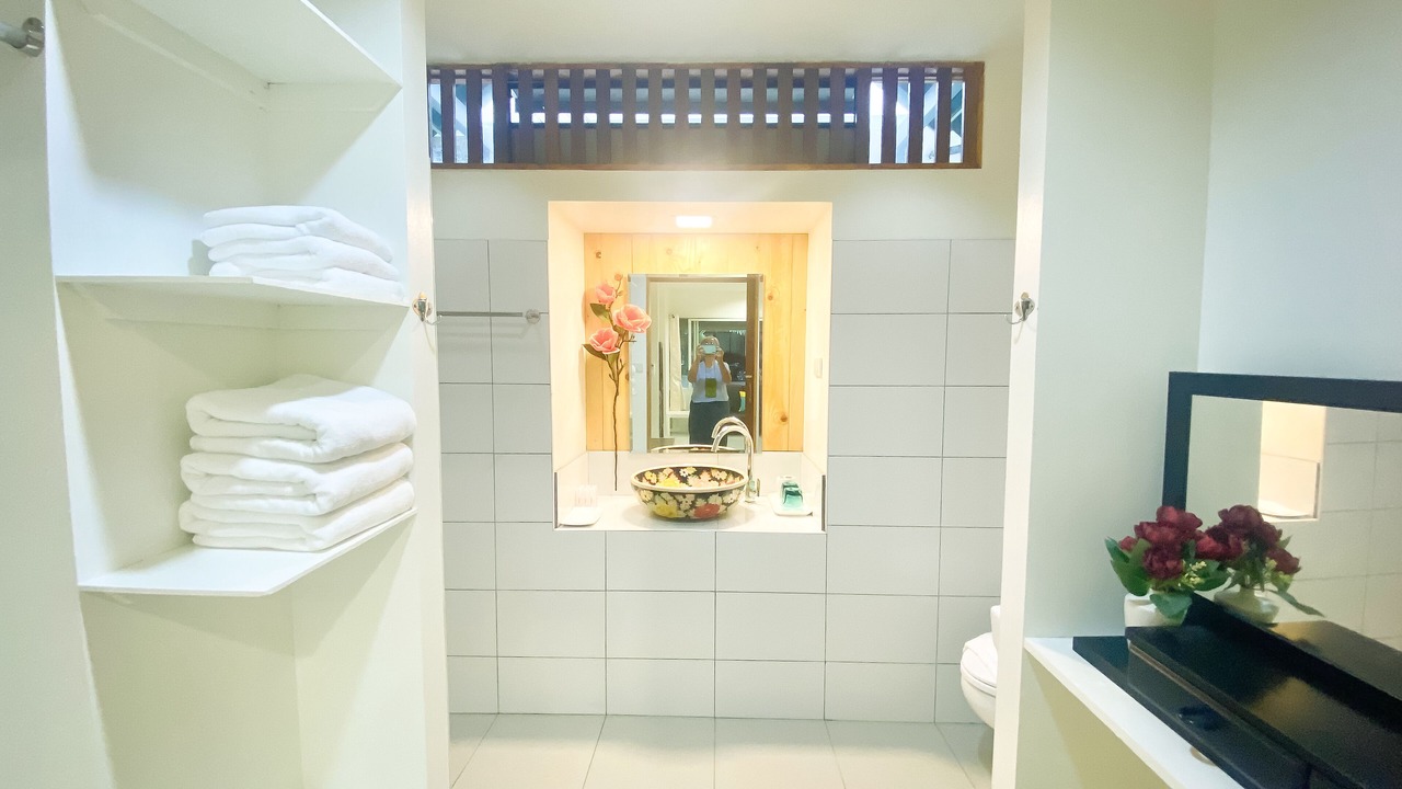 Photo of Bathroom in Saphli